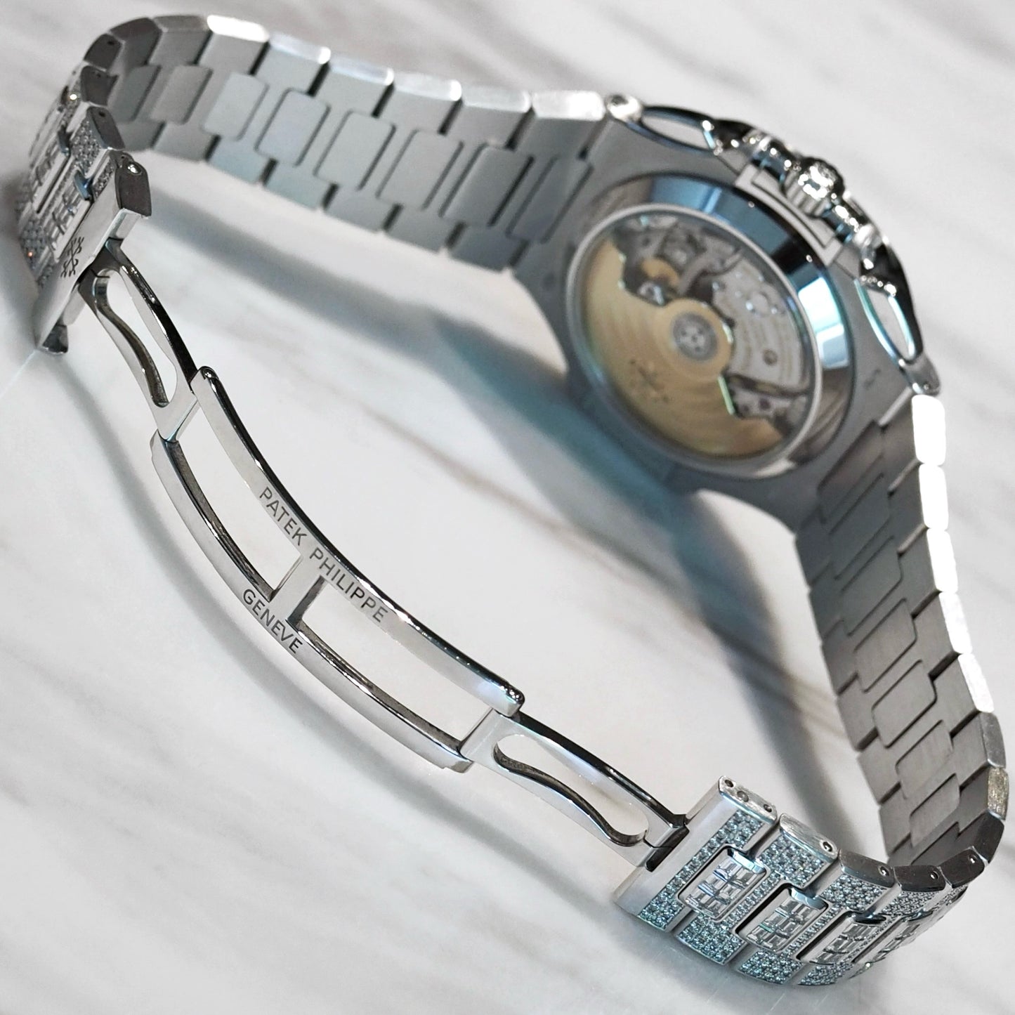 Patek Philippe Nautilus Chronograph 5980/1400G-010 - ART Luxury_Japan