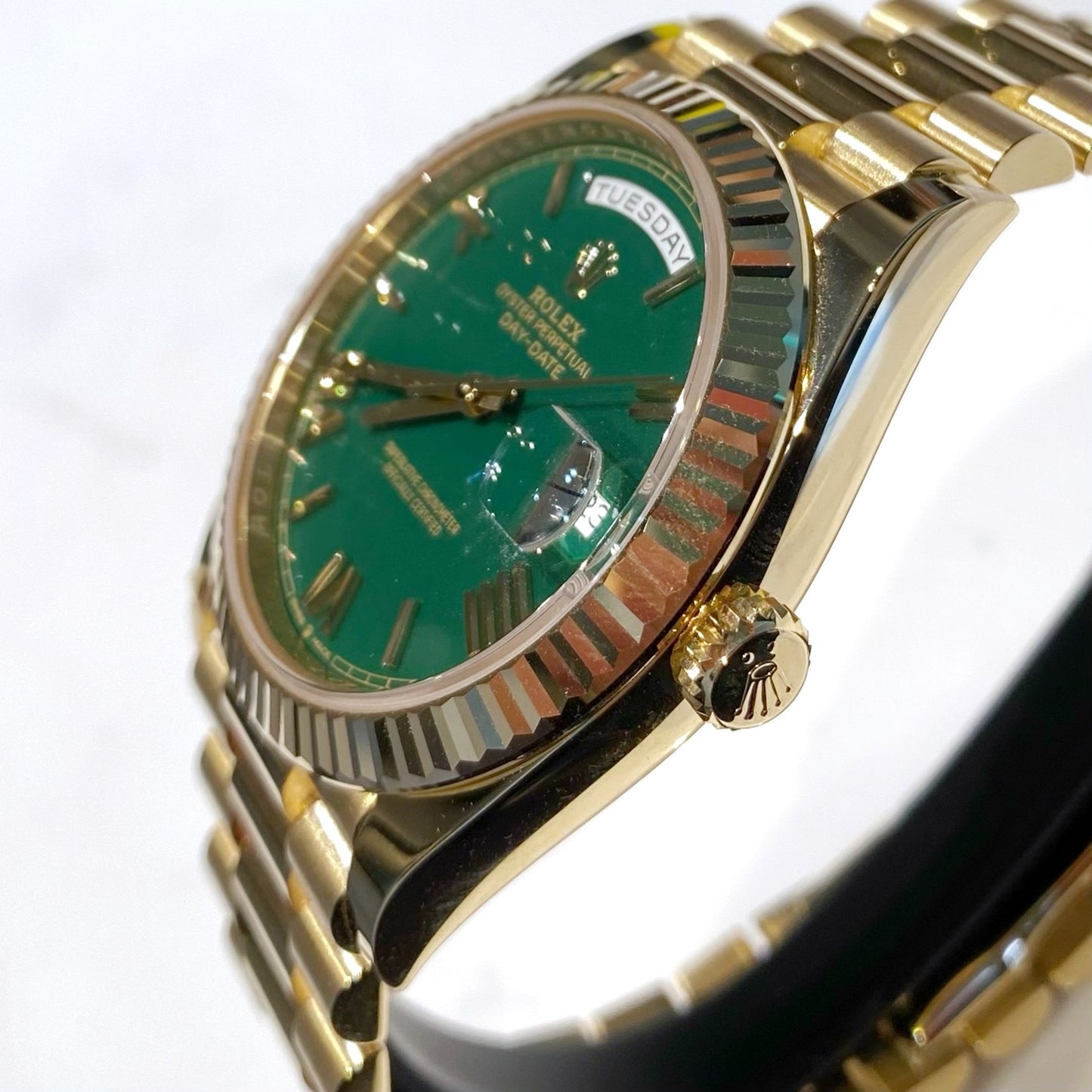 Rolex Day-Date 228238 Green - ART Luxury_Japan