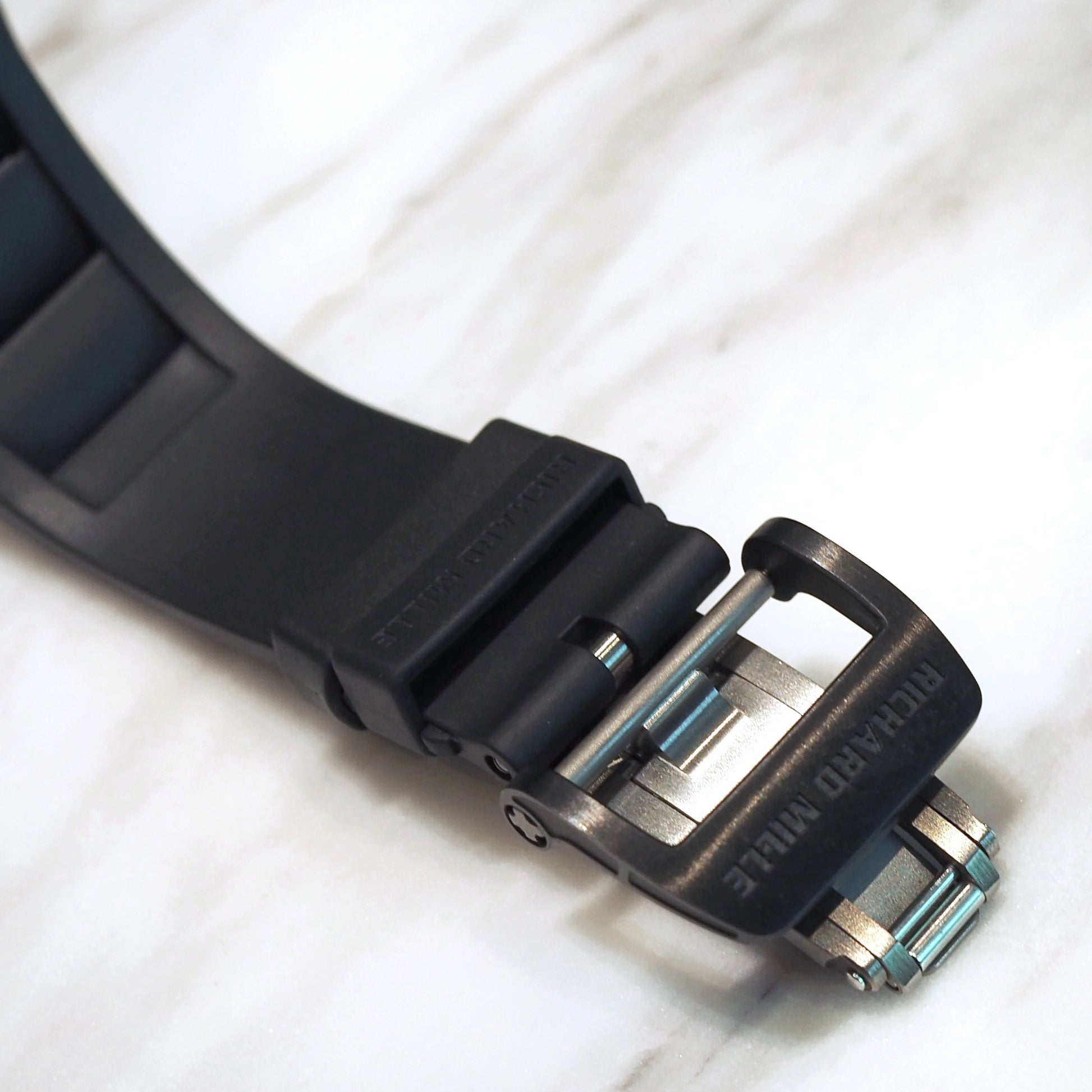 Richard Mille RM52-01 Black Ceramics Tourbillon Skull Limited Edition - ART Luxury_Japan