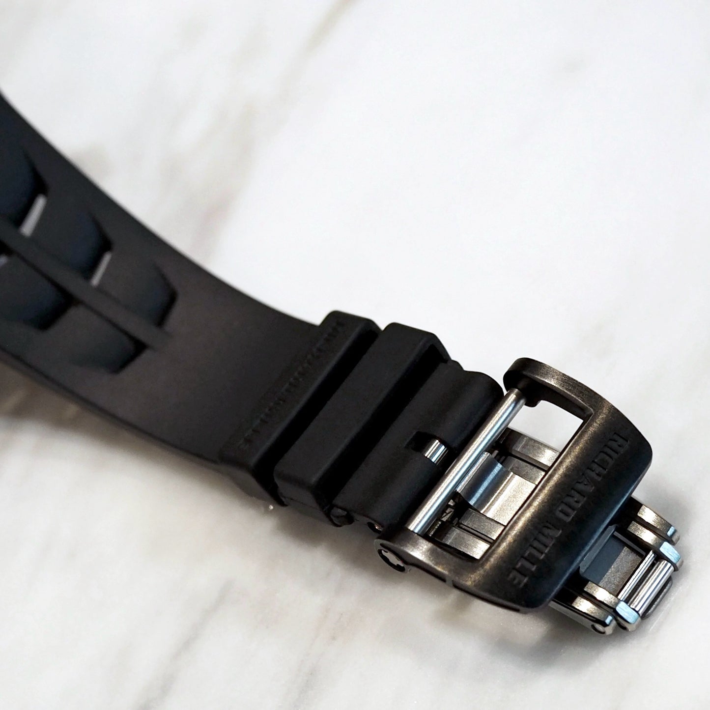 Richard Mille RM72-01 Automatic Winding Lifestyle Flyback Chronograph Black Ceramic - ART Luxury_Japan