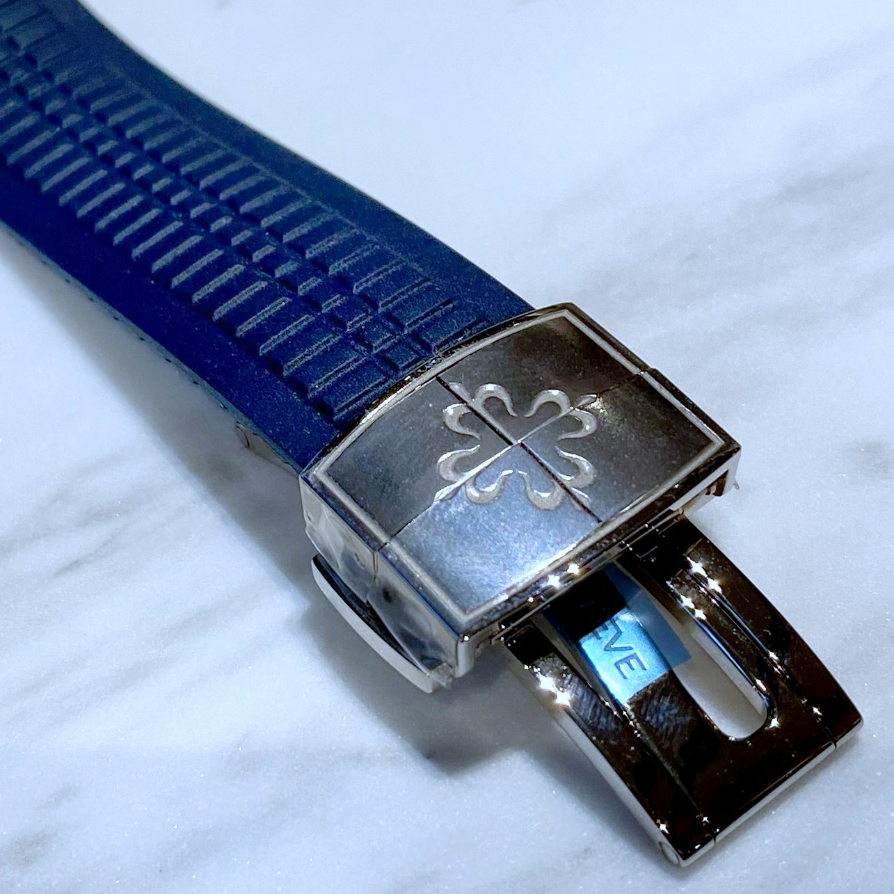 Patek Philippe Aquanaut 5168G-001 - ART Luxury_Japan