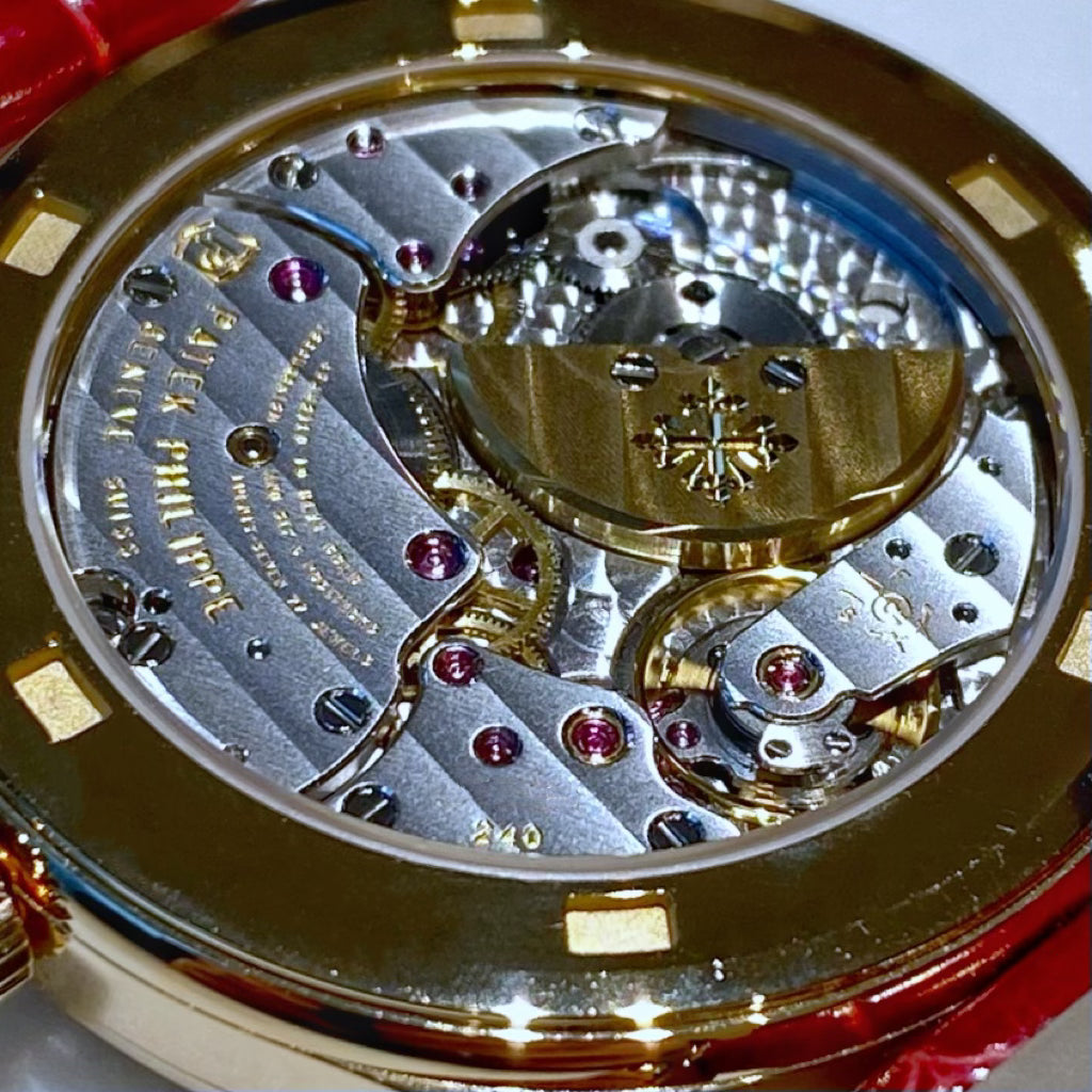 Patek Philippe Calatrava 5077/100R-040 - ART Luxury_Japan
