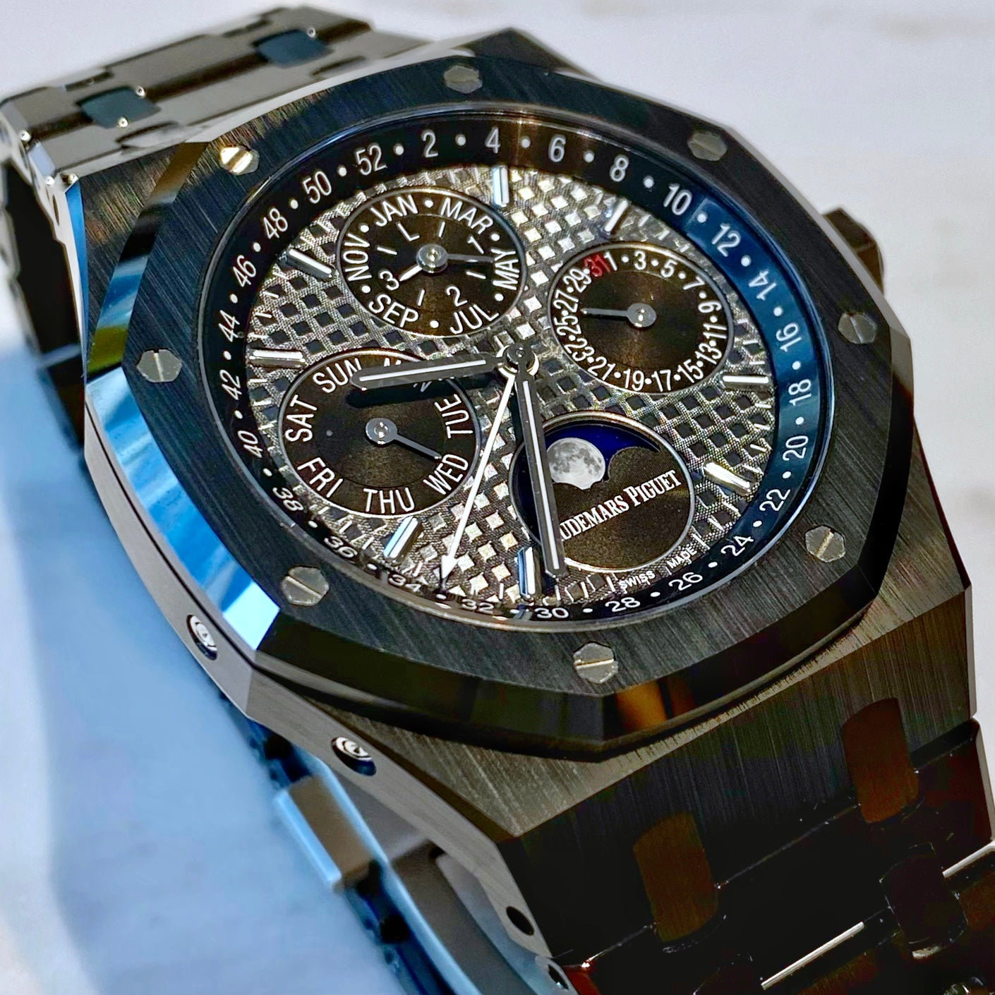Audemars Piguet Royal Oak Perpetual Calendar 26579CE.OO.1225CE.01 - ART Luxury_Japan
