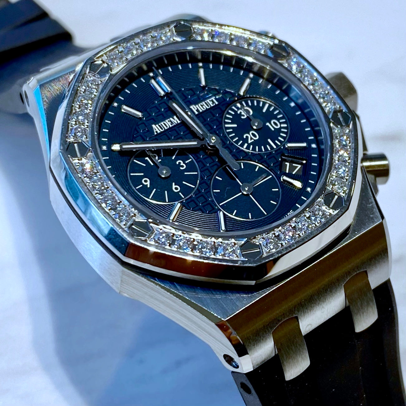 Audemars Piguet Royal Oak Offshore Chronograph 26231ST.ZZ.D027CA.01 - ART Luxury_Japan
