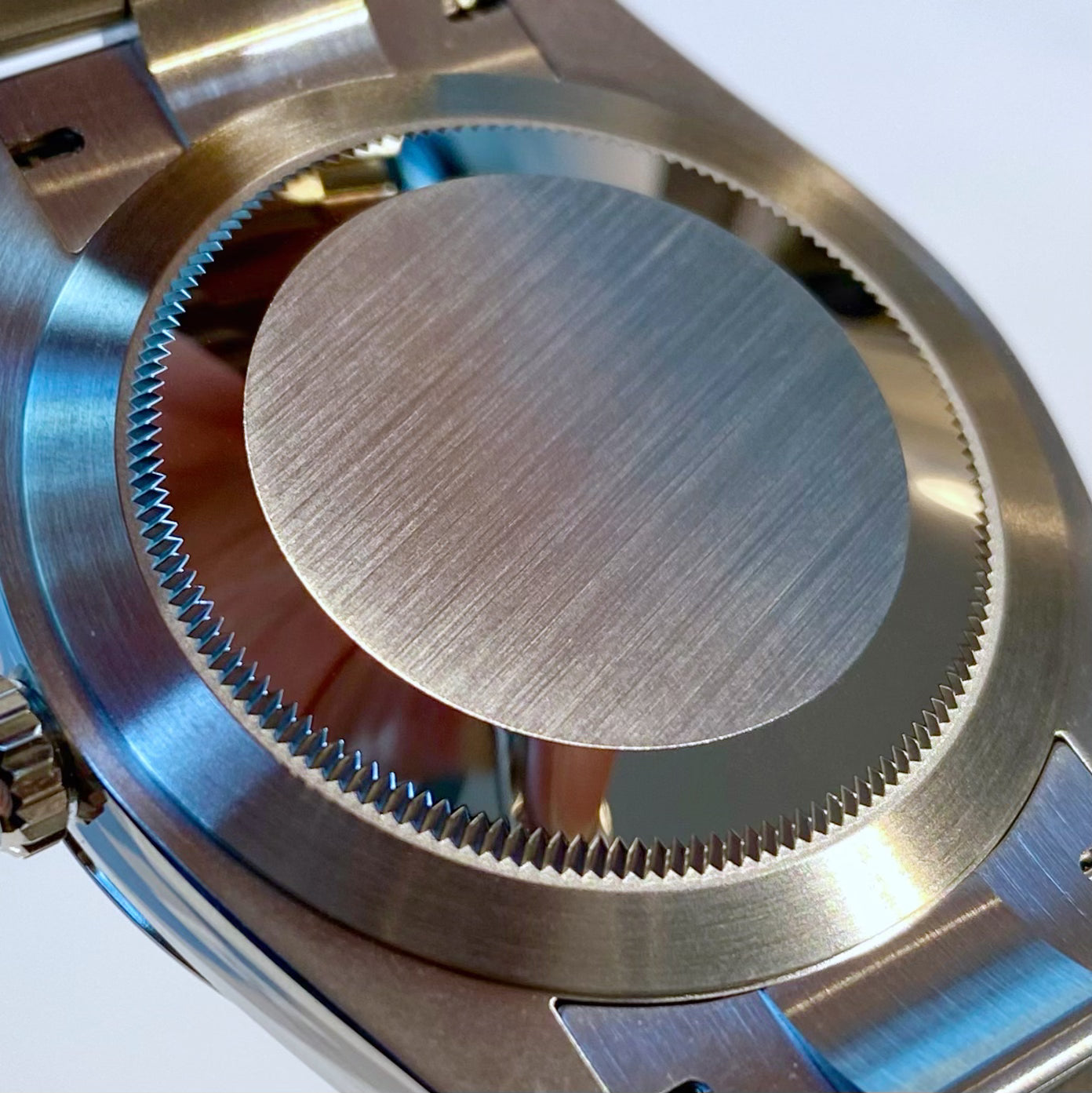 Rolex Oyster Perpetual 124300 Green - ART Luxury_Japan