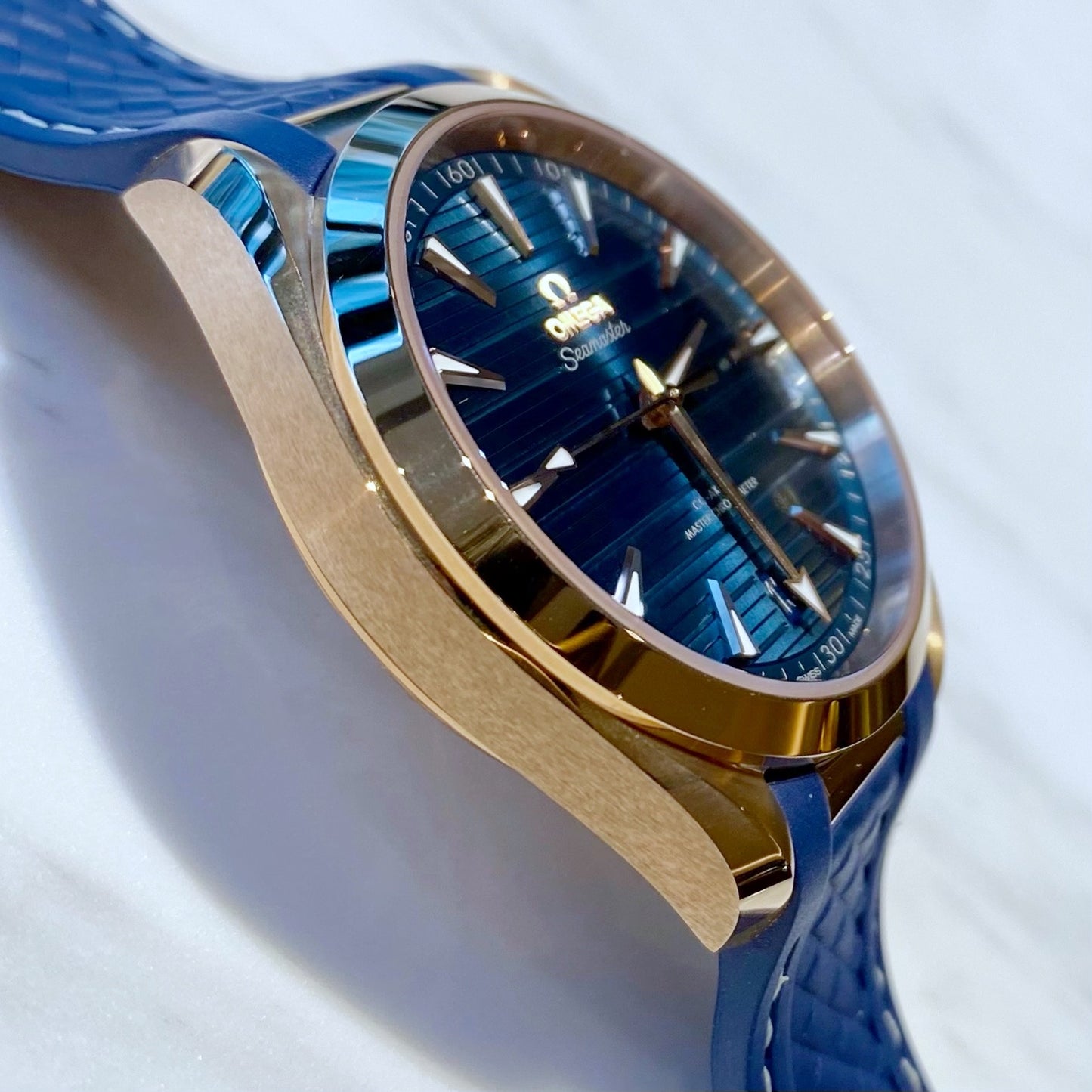 Omega Seamaster Aqua Terra Co-Axial Master Chronometer Master 220.52.41.21.03.001 - ART Luxury_Japan