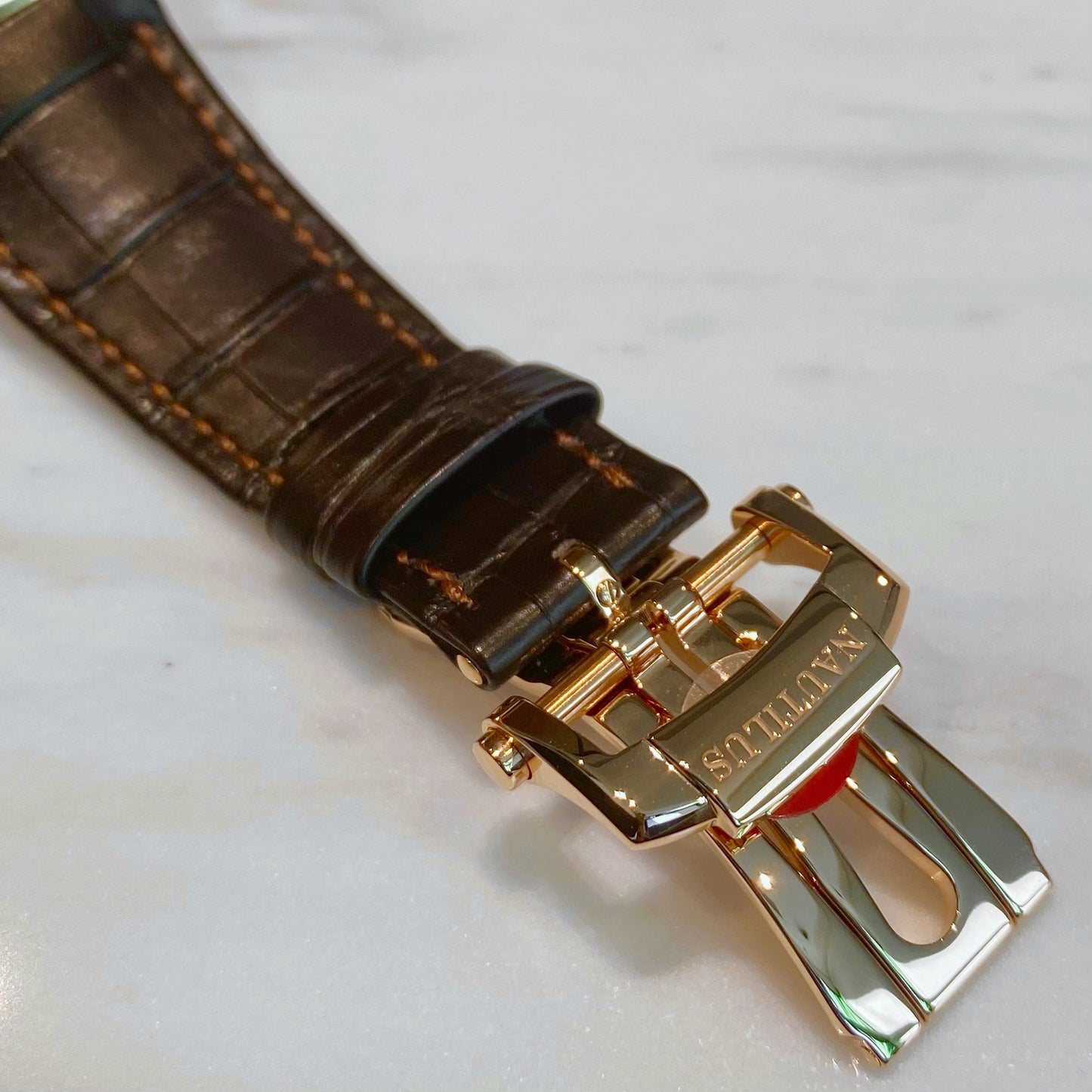 Patek Philippe Nautilus 5712R-001 - ART Luxury_Japan