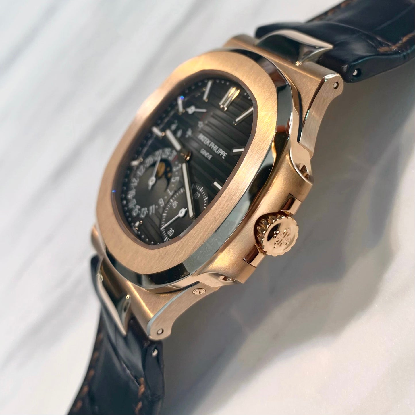 Patek Philippe Nautilus 5712R-001 - ART Luxury_Japan