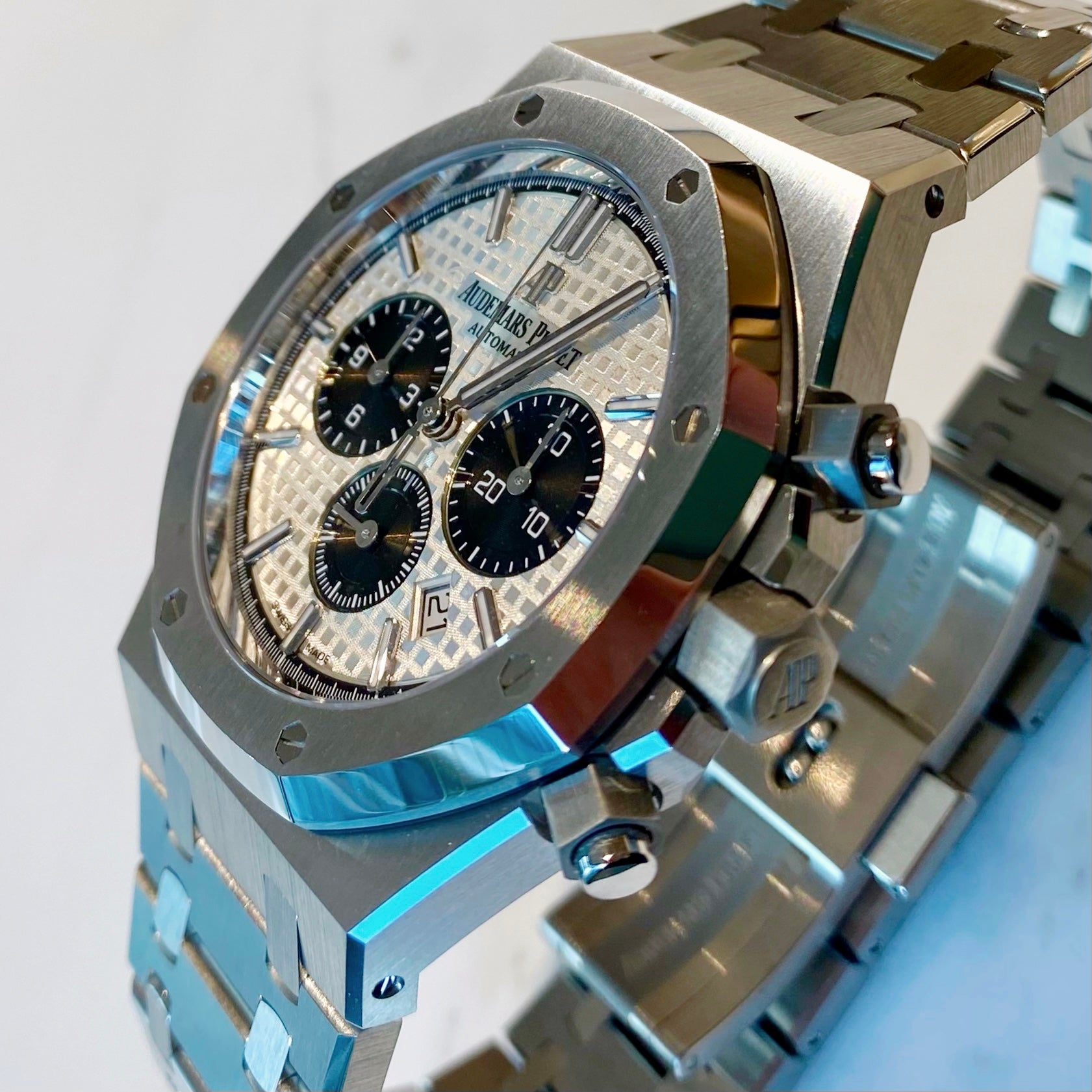 Audemars Piguet Royal Oak Chronograph 26331ST.OO.1220ST.03 - ART Luxury_Japan