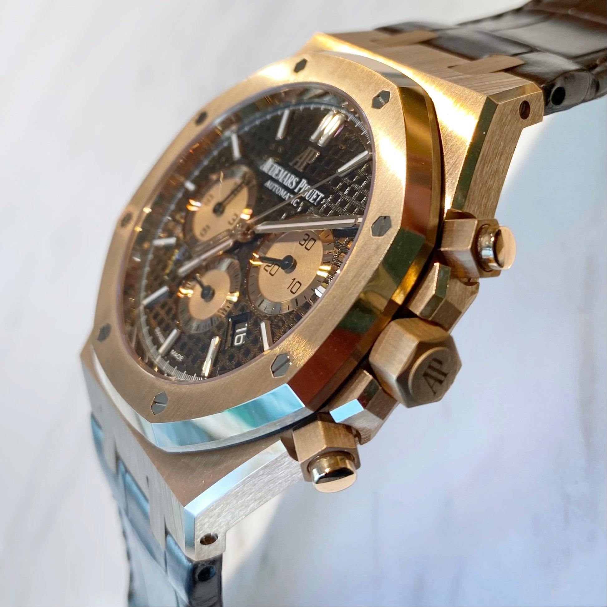 Audemars Piguet Royal Oak Chronograph 26331OR.OO.D821CR.01 - ART Luxury_Japan