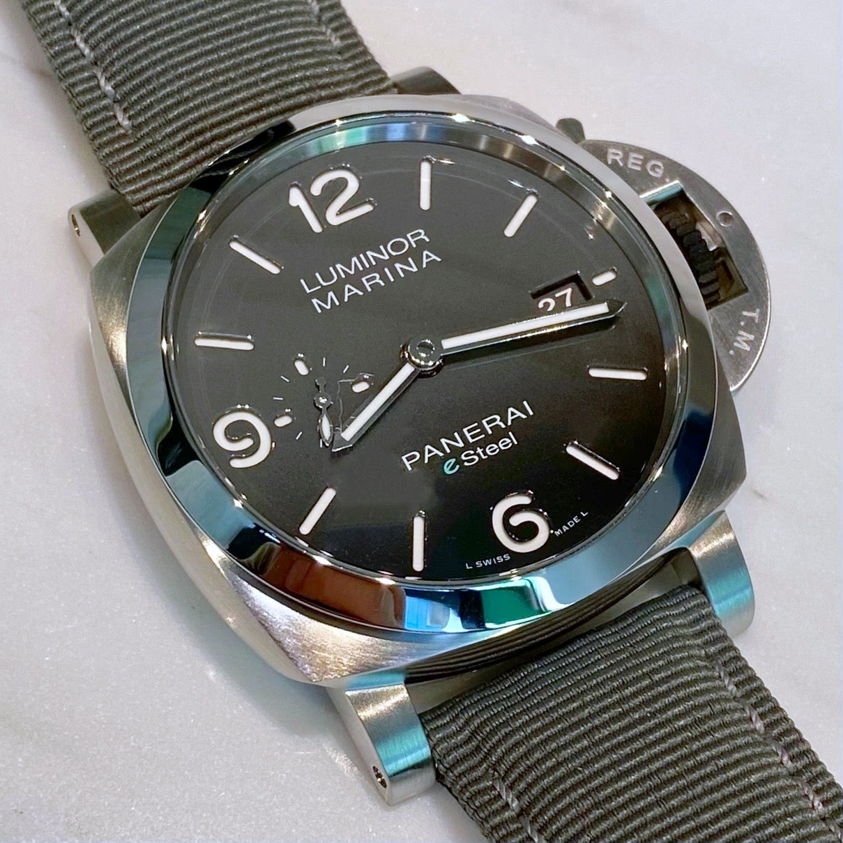 Panerai Luminor Marina ESteel Grigio Roccia PAM01358 - ART Luxury_Japan