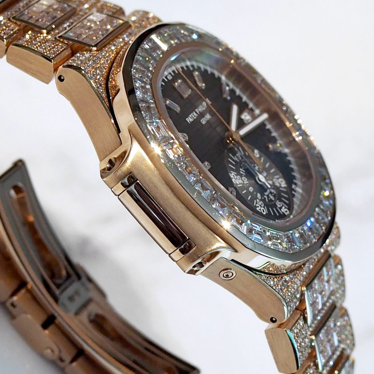 Patek Philippe Nautilus Chronograph 5980/1400R-011 - ART Luxury_Japan