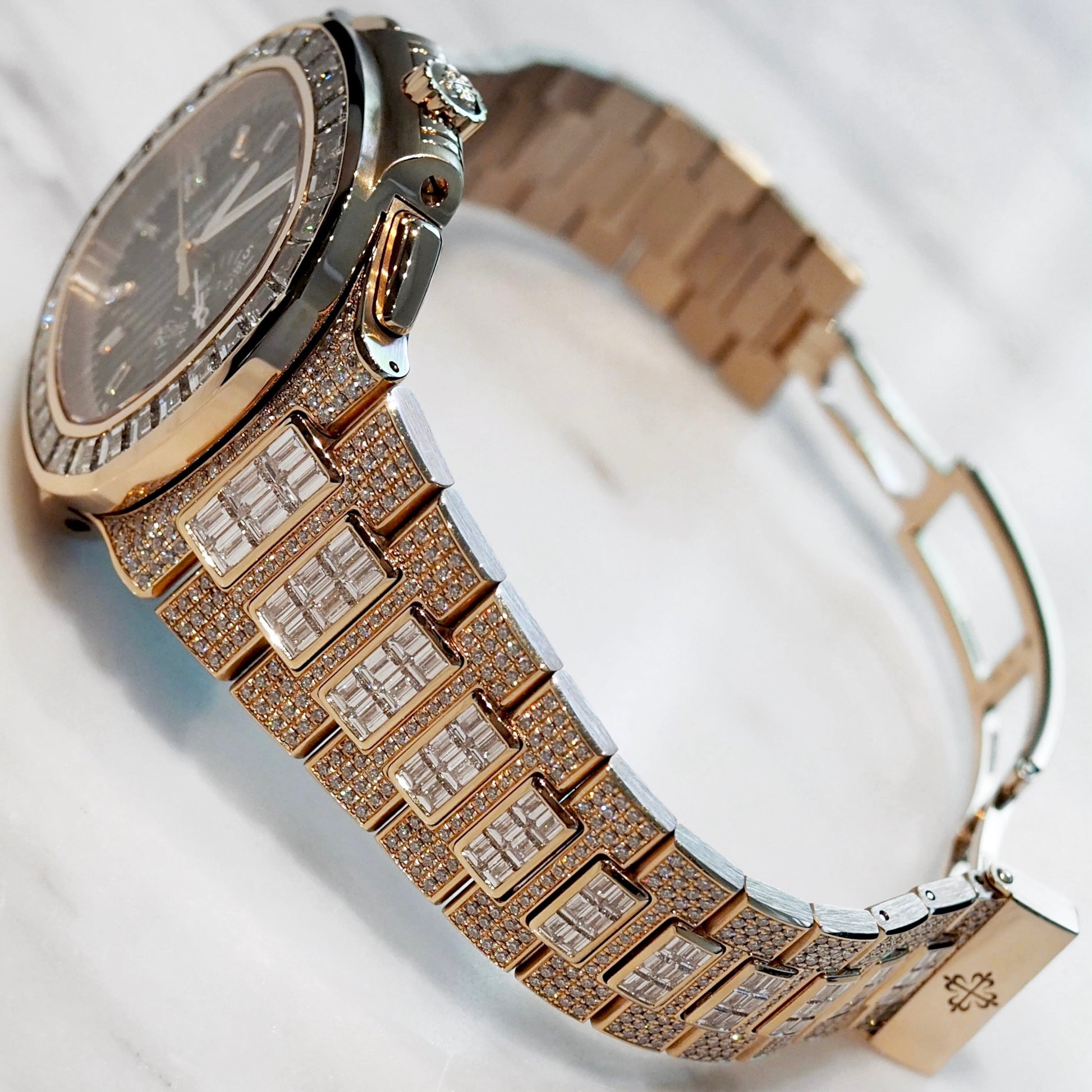 Patek Philippe Nautilus Chronograph 5980/1400R-011 - ART Luxury_Japan