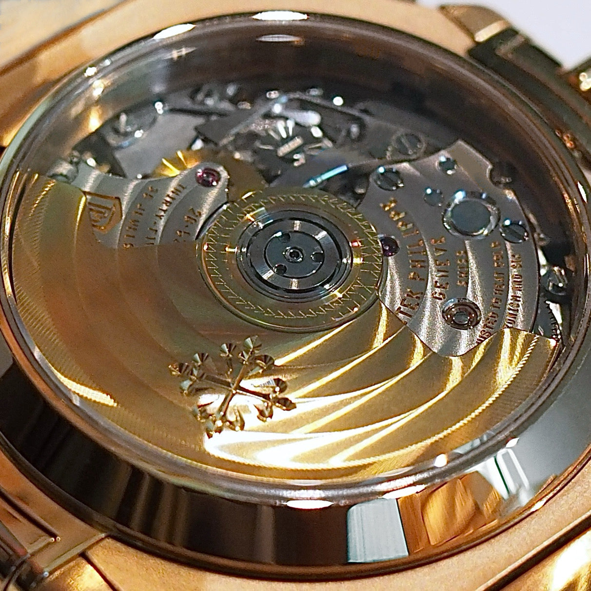Patek Philippe Nautilus Chronograph 5980/1400R-011 - ART Luxury_Japan