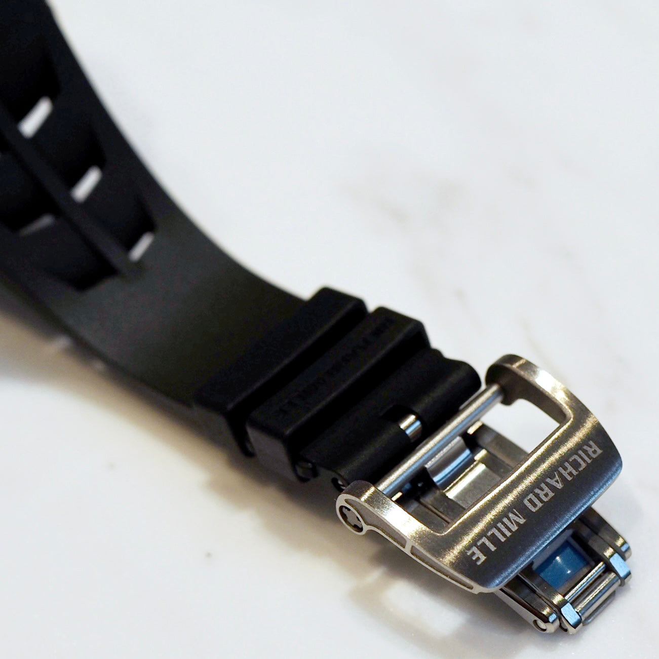 Richard Mille RM11-03 The Last Black Edition Ceramic/TI - ART Luxury_Japan
