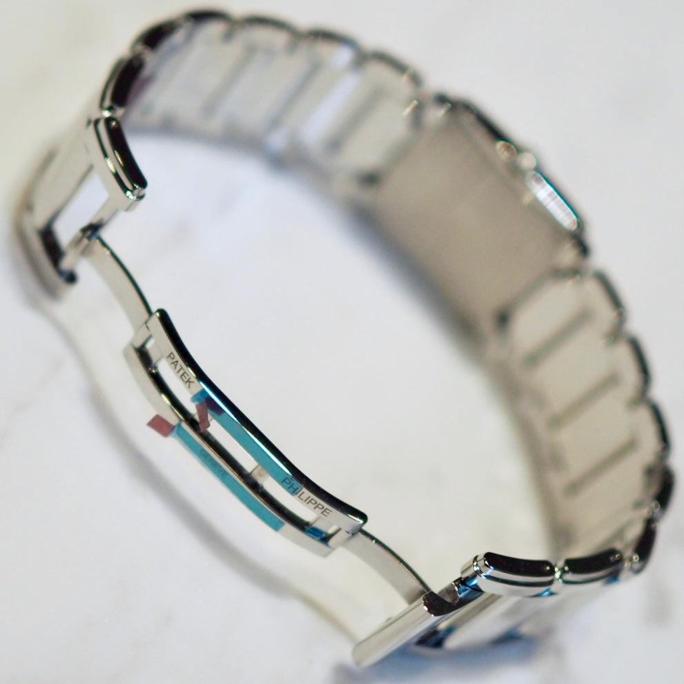 Patek Philippe Twenty-4 4910/1200A-011 - ART Luxury_Japan