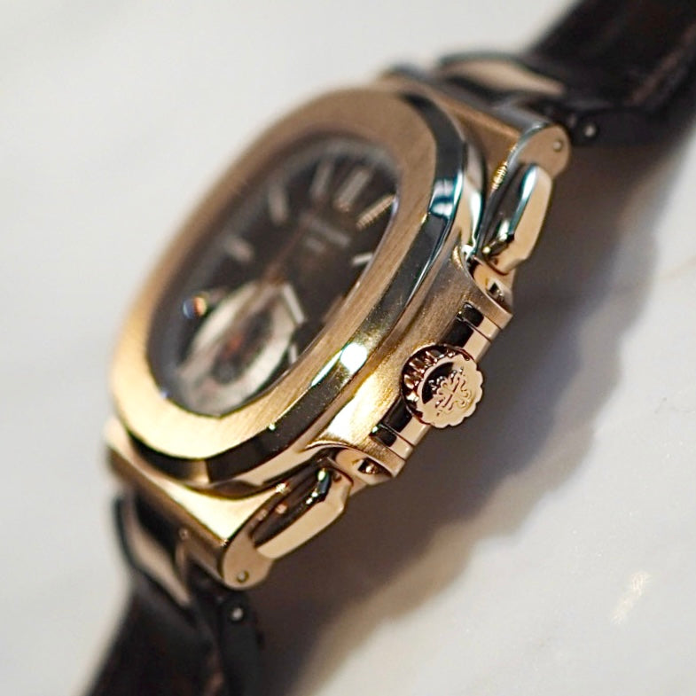 Patek Philippe Nautilus Chronograph 5980R-001 - ART Luxury_Japan