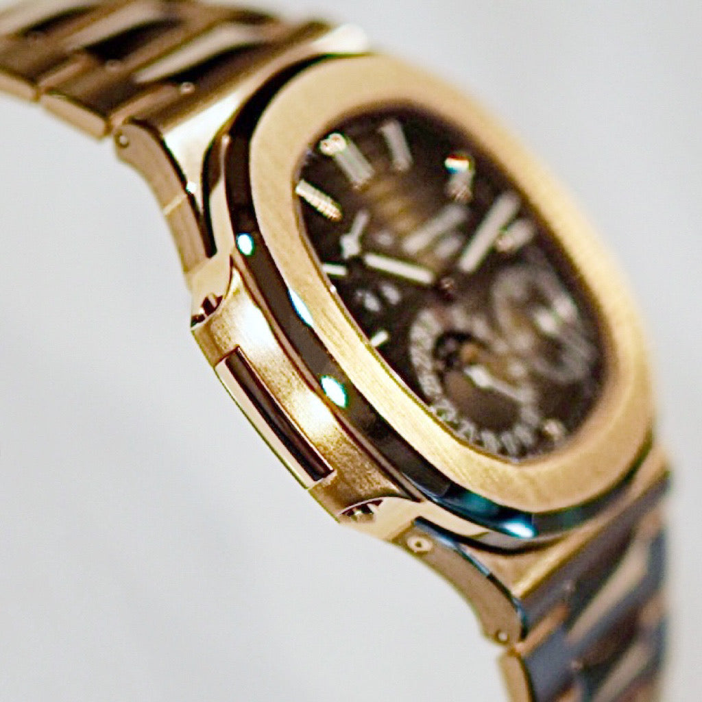 Patek Philippe Nautilus 5712/1R - ART Luxury_Japan