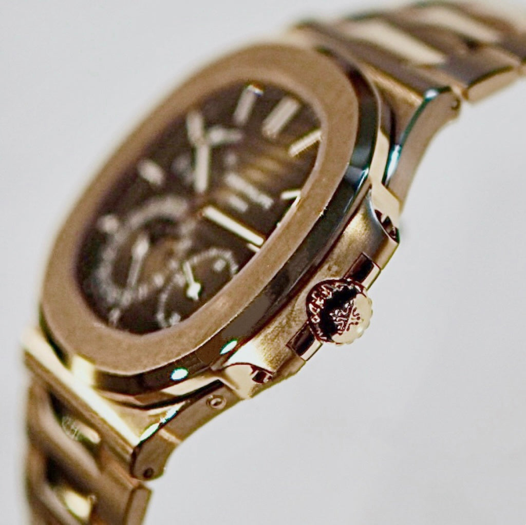Patek Philippe Nautilus 5712/1R - ART Luxury_Japan