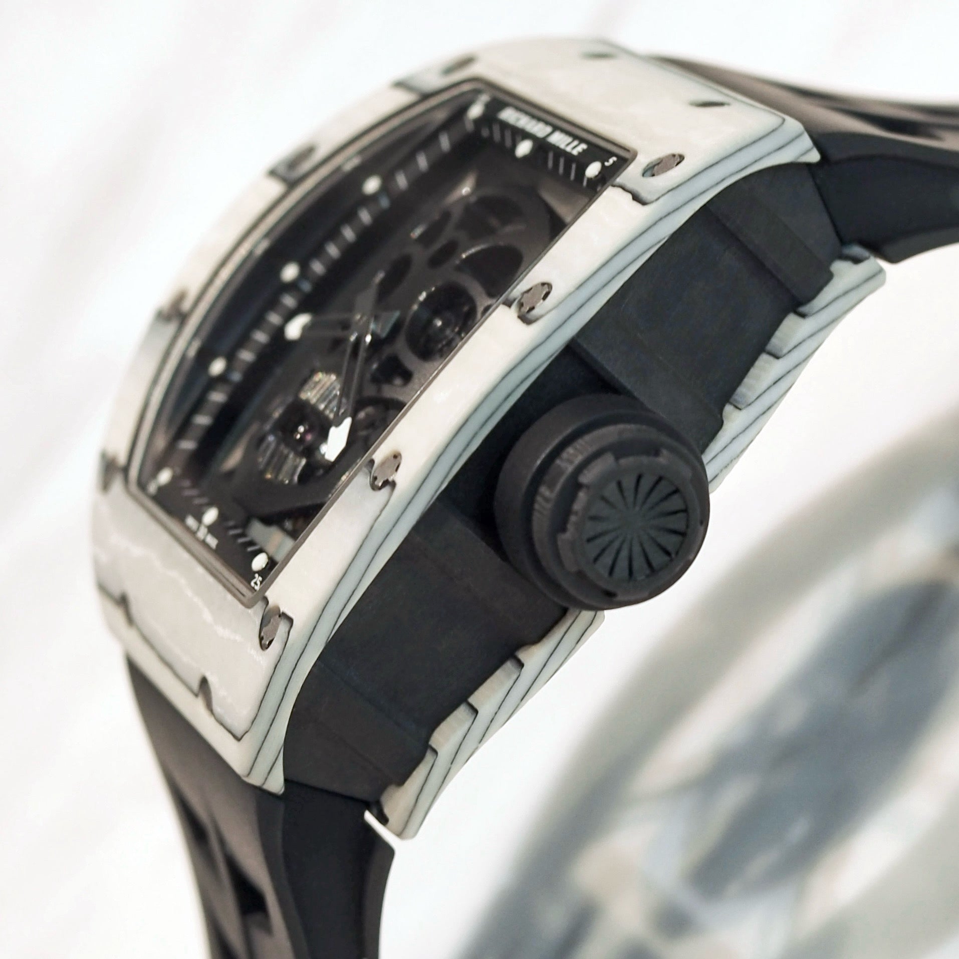 Richard Mille RM52-01 White TPT Tourbillon Skull Limited Edition - ART Luxury_Japan