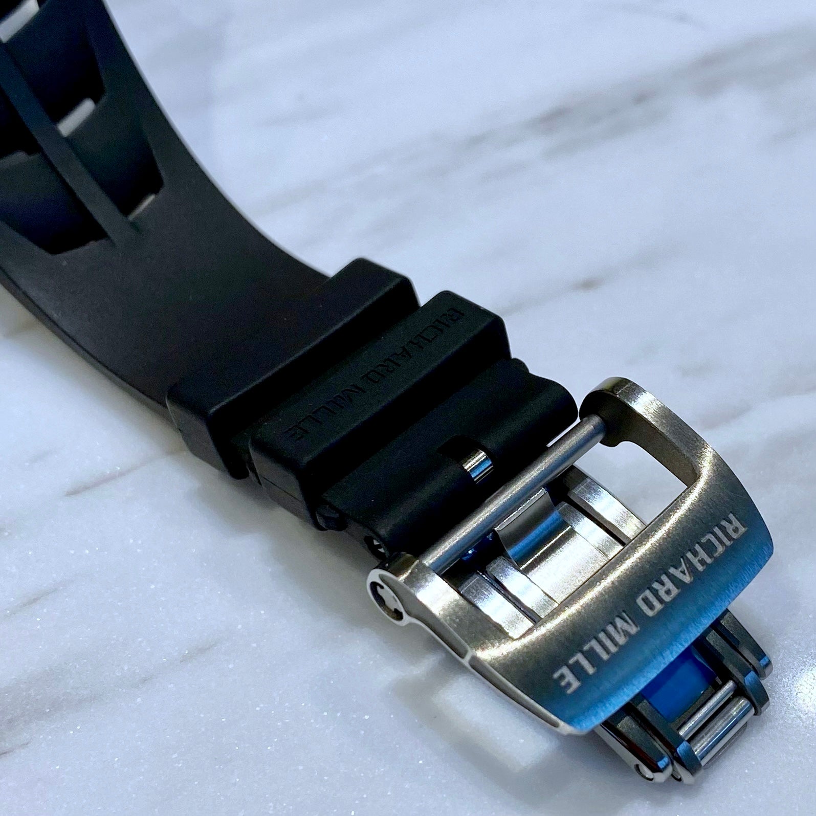 Richard Mille RM11-03 Ultimate Edition - ART Luxury_Japan