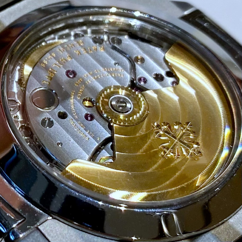 Patek Philippe Nautilus Annual Calendar 5726/1A-014 - ART Luxury_Japan