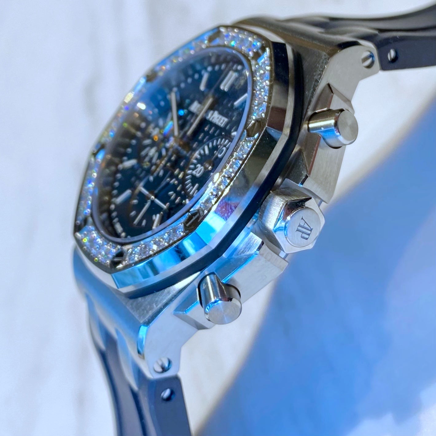 Audemars Piguet Royal Oak Offshore Chronograph 26231ST.ZZ.D027CA.01 - ART Luxury_Japan