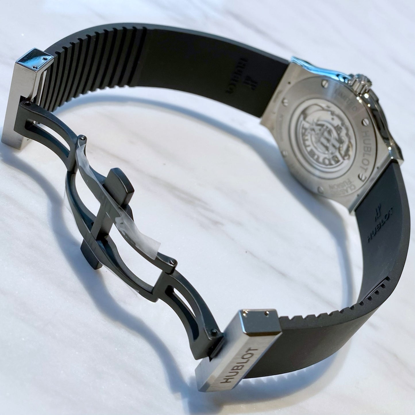 Hublot Classic Fusion 40years 511.NX.1270.RX.MDM40 - ART Luxury_Japan