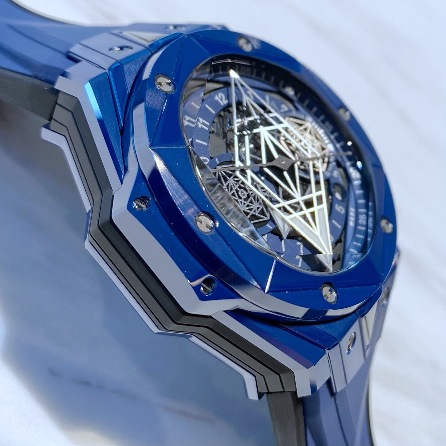Hublot Big Bang Unico Sang Bleu ll 418.EX.5107.RX.MXM21 - ART Luxury_Japan