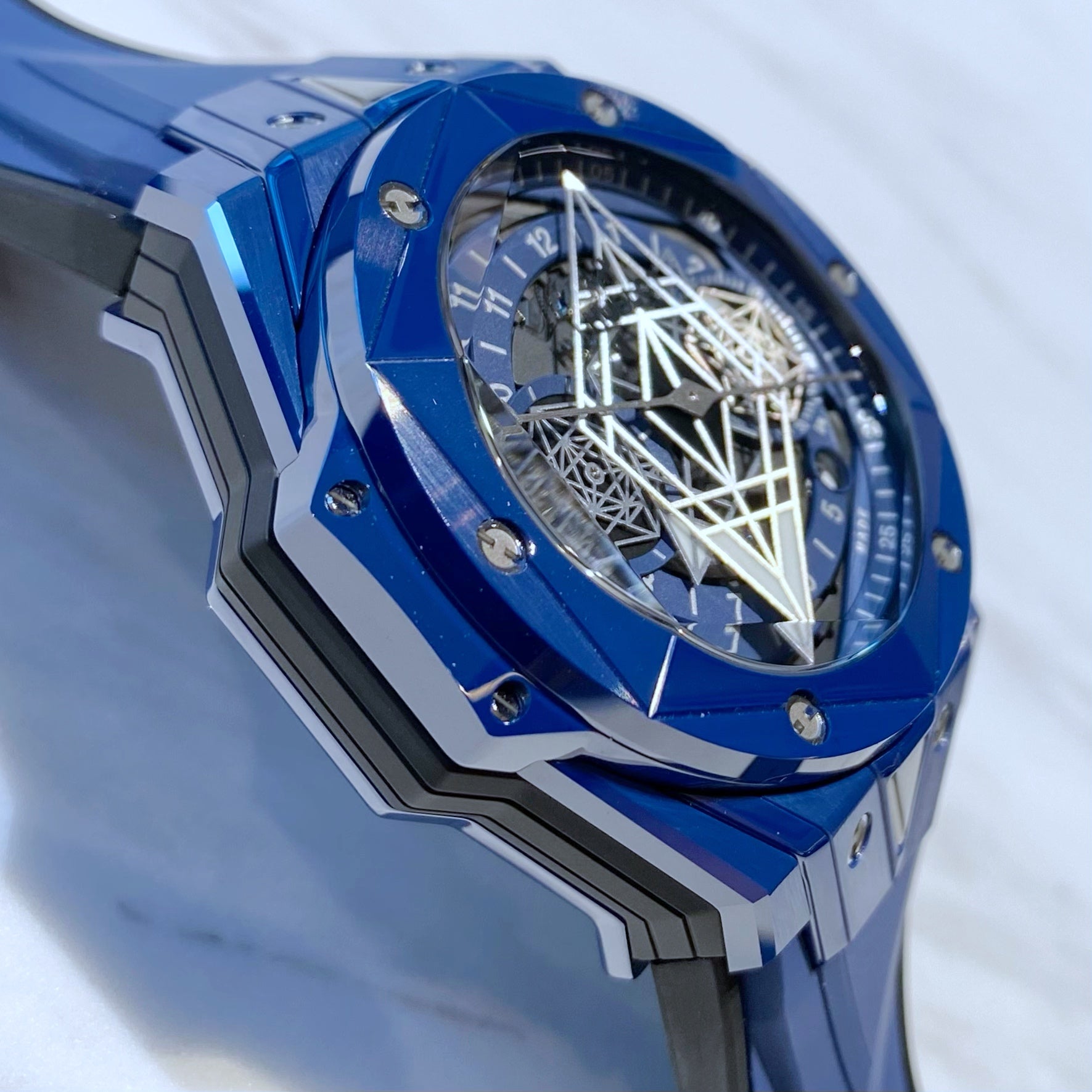 Hublot Big Bang Unico Sang Bleu ll 418.EX.5107.RX.MXM21 - ART Luxury_Japan