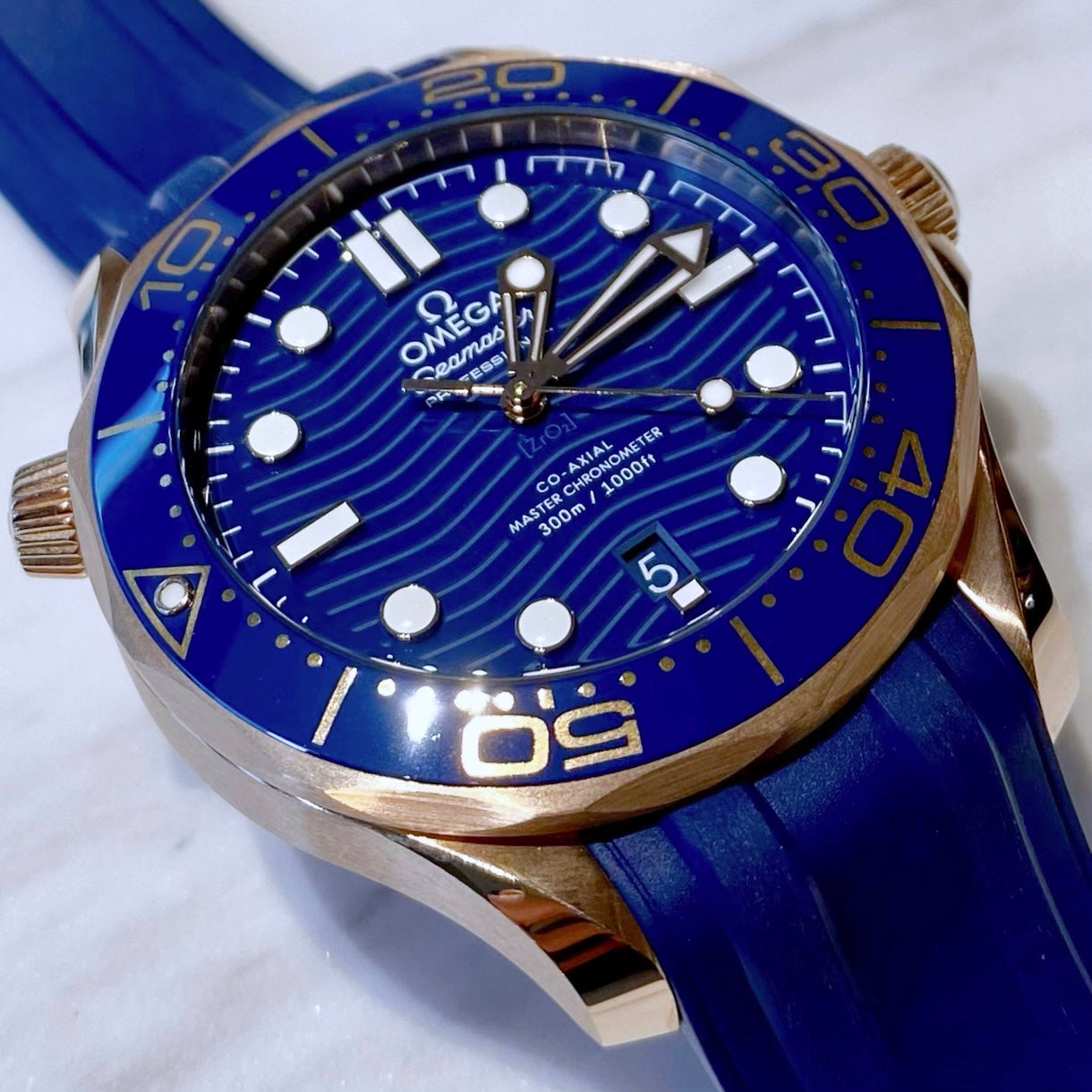 Omega Seamaster Diver 300M Co-Axial Master Chronometer 210.62.42.20.03.001 - ART Luxury_Japan