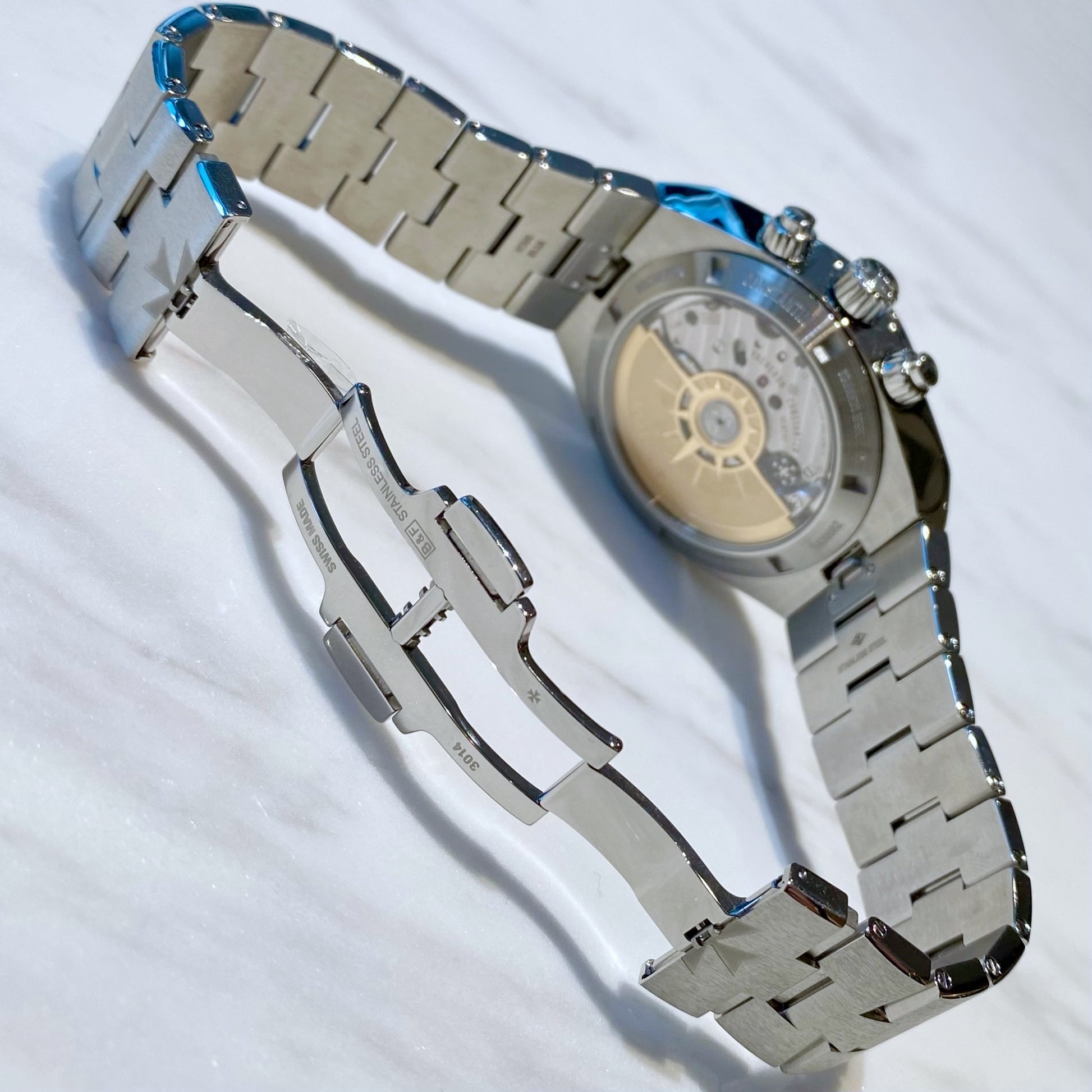 Vacheron Constantin Overseas Chronograph 5500V/110A-B075 - ART Luxury_Japan