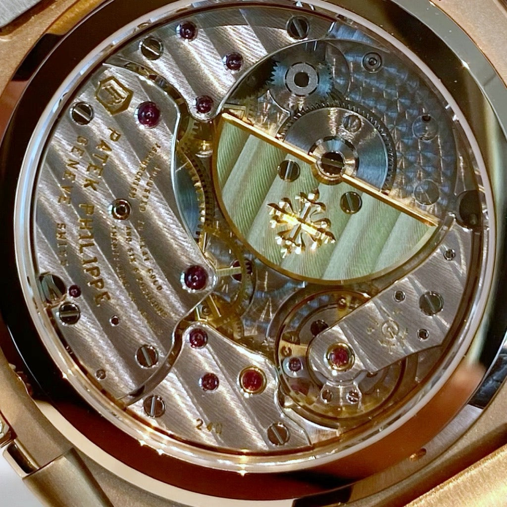 Patek Philippe Nautilus 5712R-001 - ART Luxury_Japan