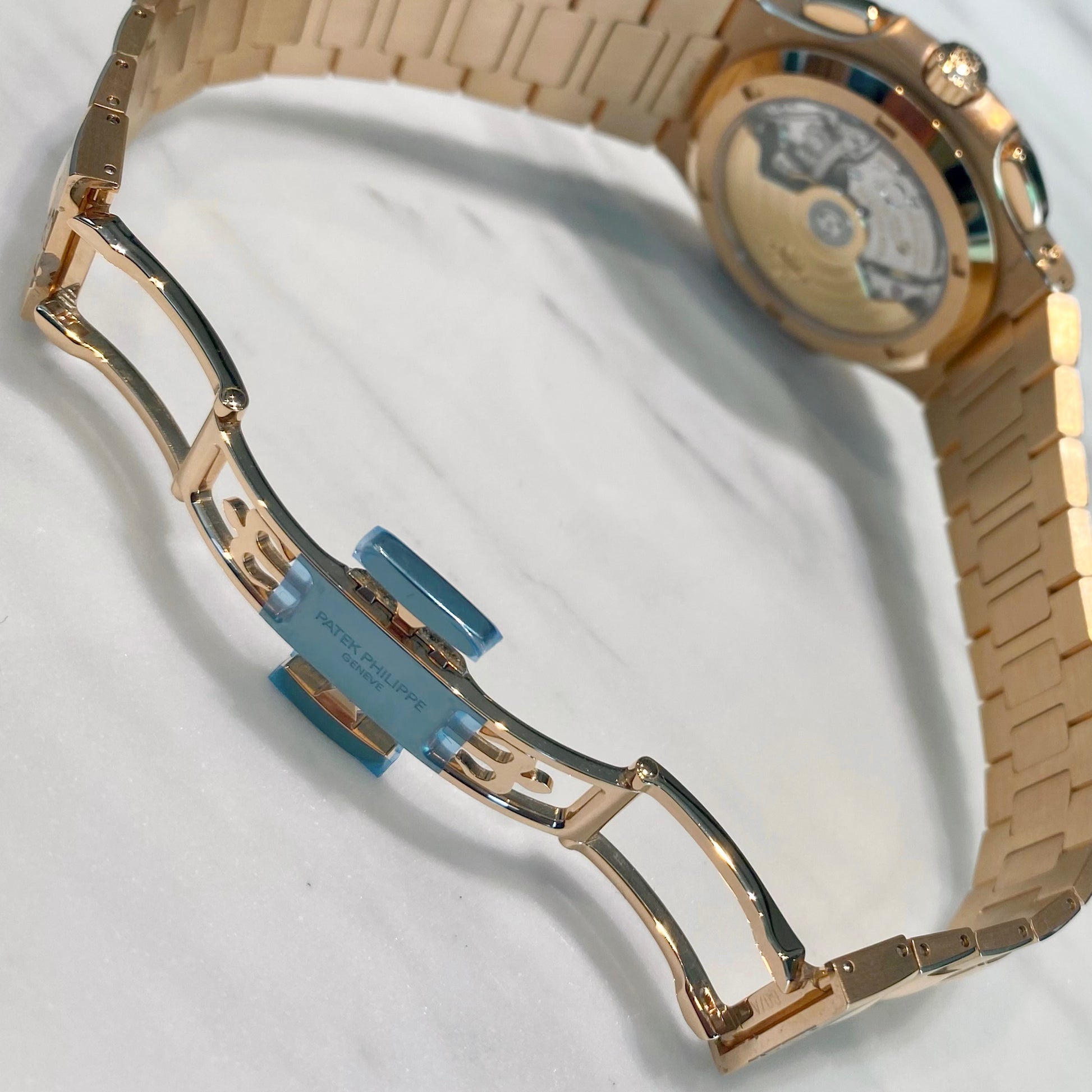 Patek Philippe Nautilus Chronograph 5990/1R-001 - ART Luxury_Japan