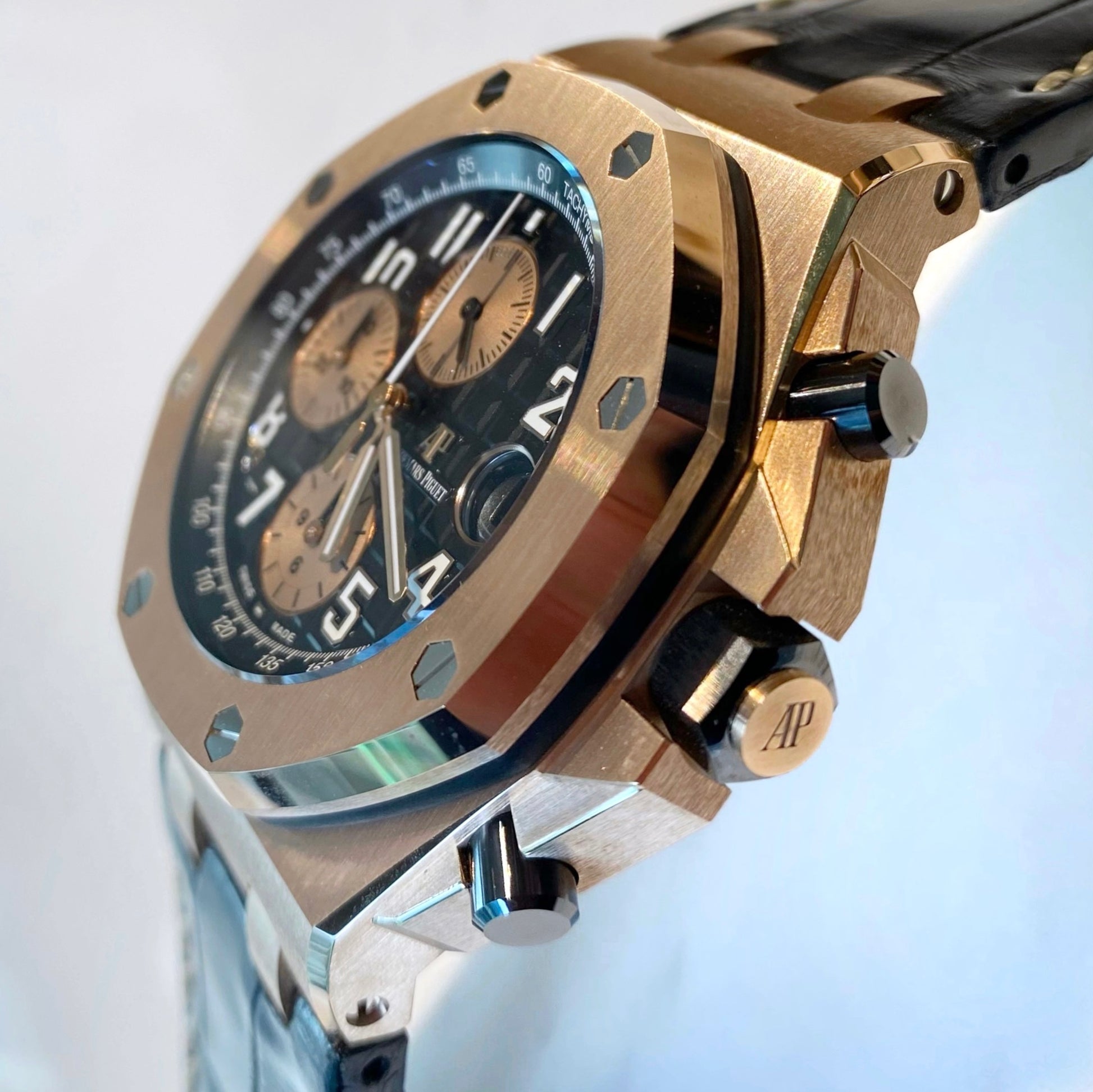 Audemars Piguet Royal Oak Offshore Chronograph 26470OR.OO.A002CR.02 - ART Luxury_Japan