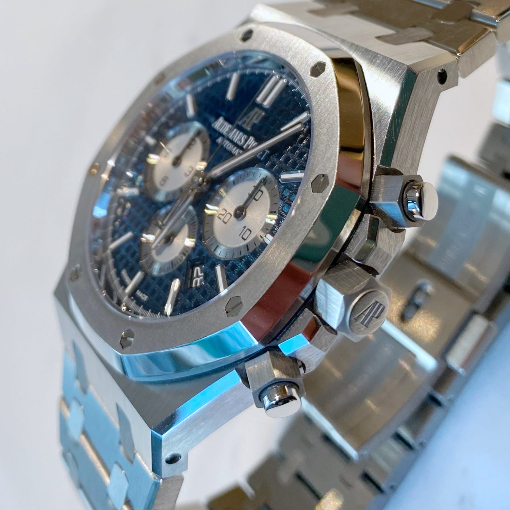 Audemars Piguet Royal Oak Chronograph 26331ST.OO.1220ST.01 - ART Luxury_Japan