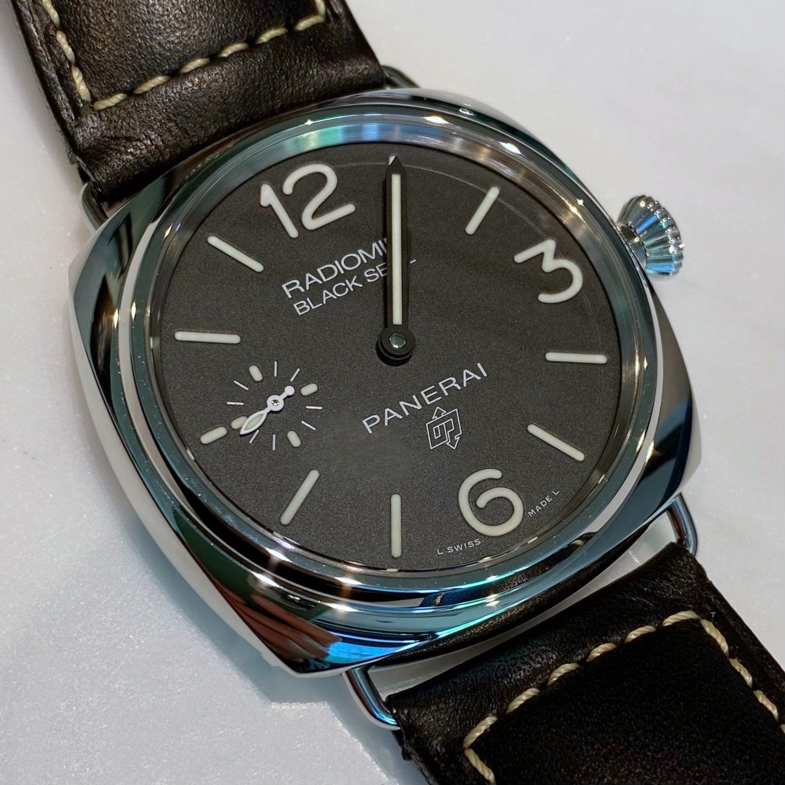 Panerai Radiomir Black Seal logo PAM00754 - ART Luxury_Japan